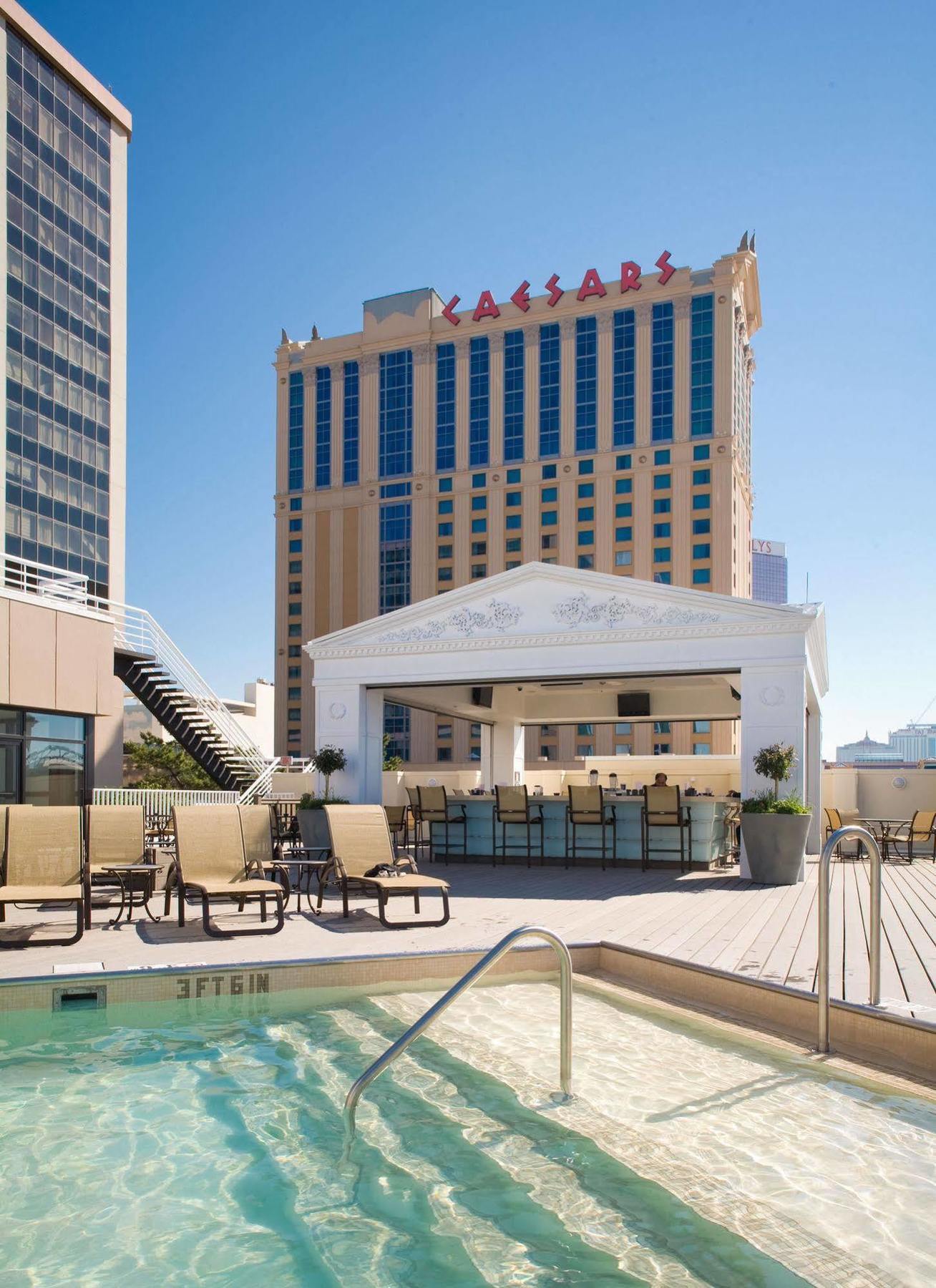 Caesars Atlantic & Casino Resort 4*