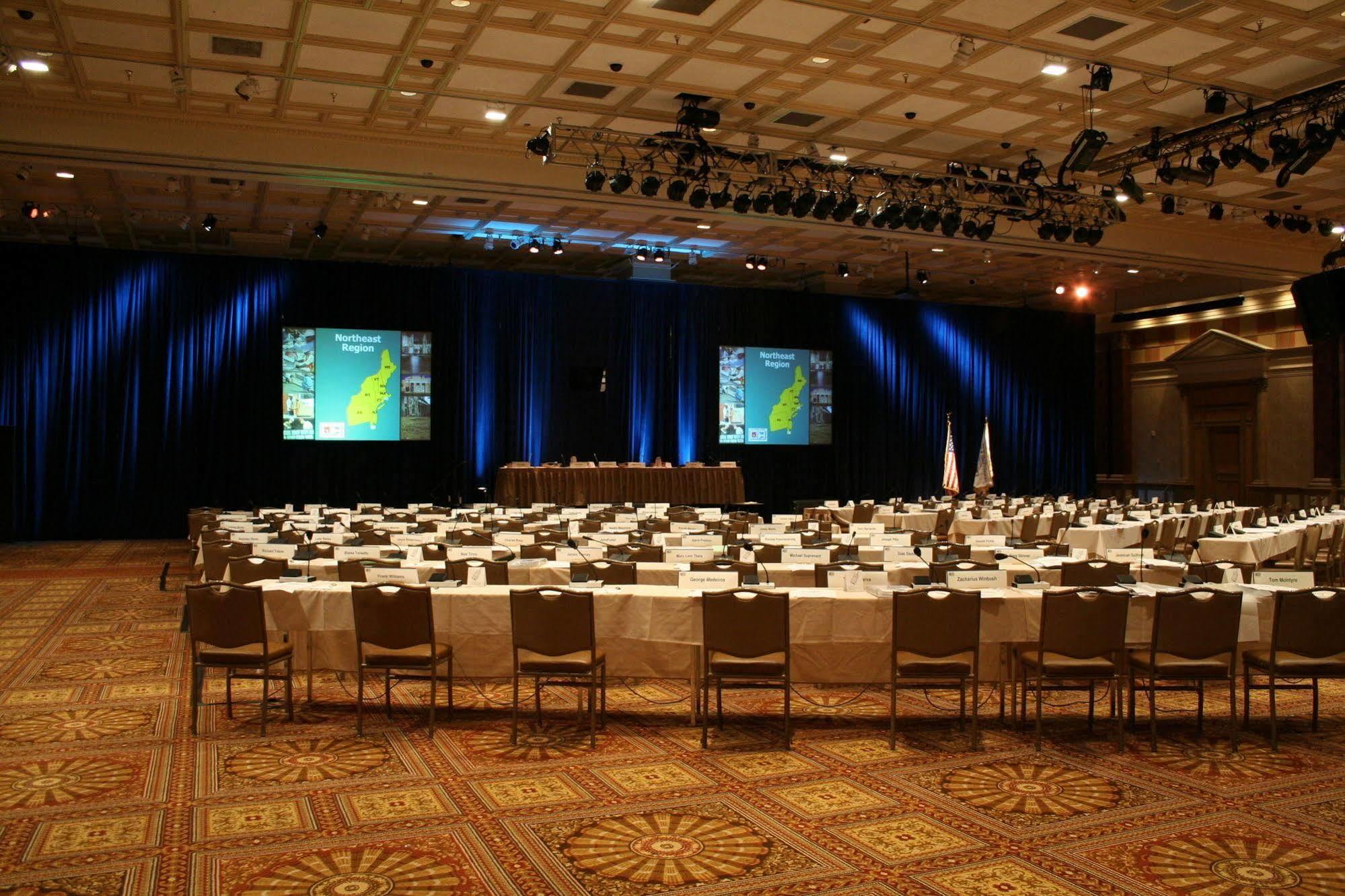 Resort Caesars Atlantic & Casino 4*